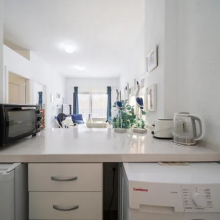 Seguro El Sol - 2 Bed Sunkissed With Pool And Tennis Court * 푸에르토 데 산티아고